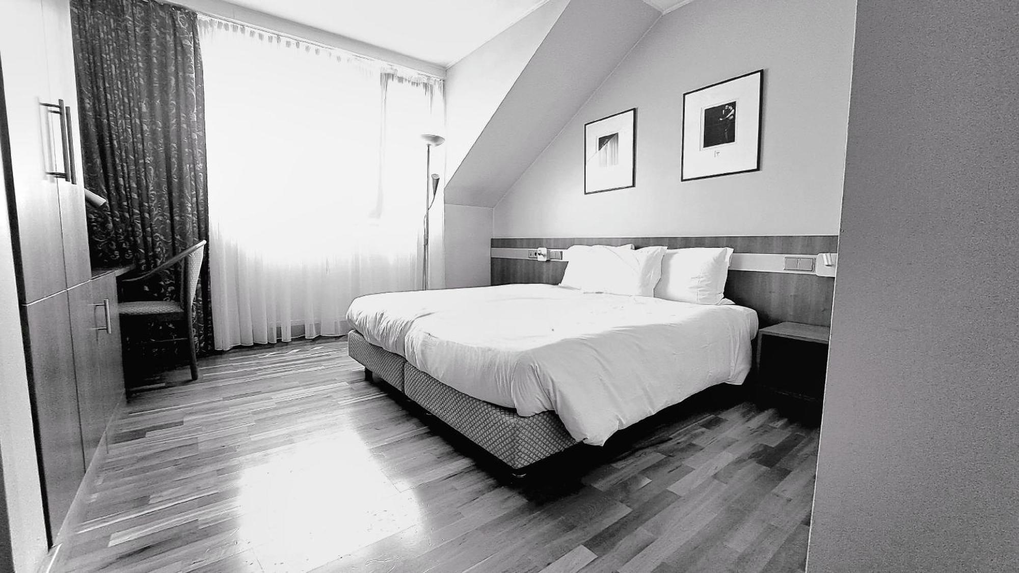 Hotel NO ONE ! Esch an der Alzette Exterior foto